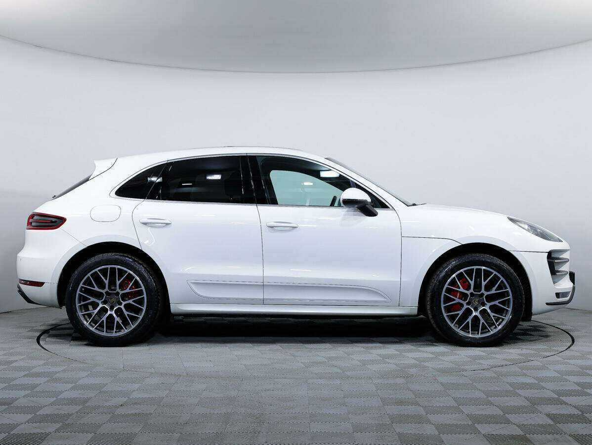 Porsche Macan с пробегом — 2015 год. Фото: #3