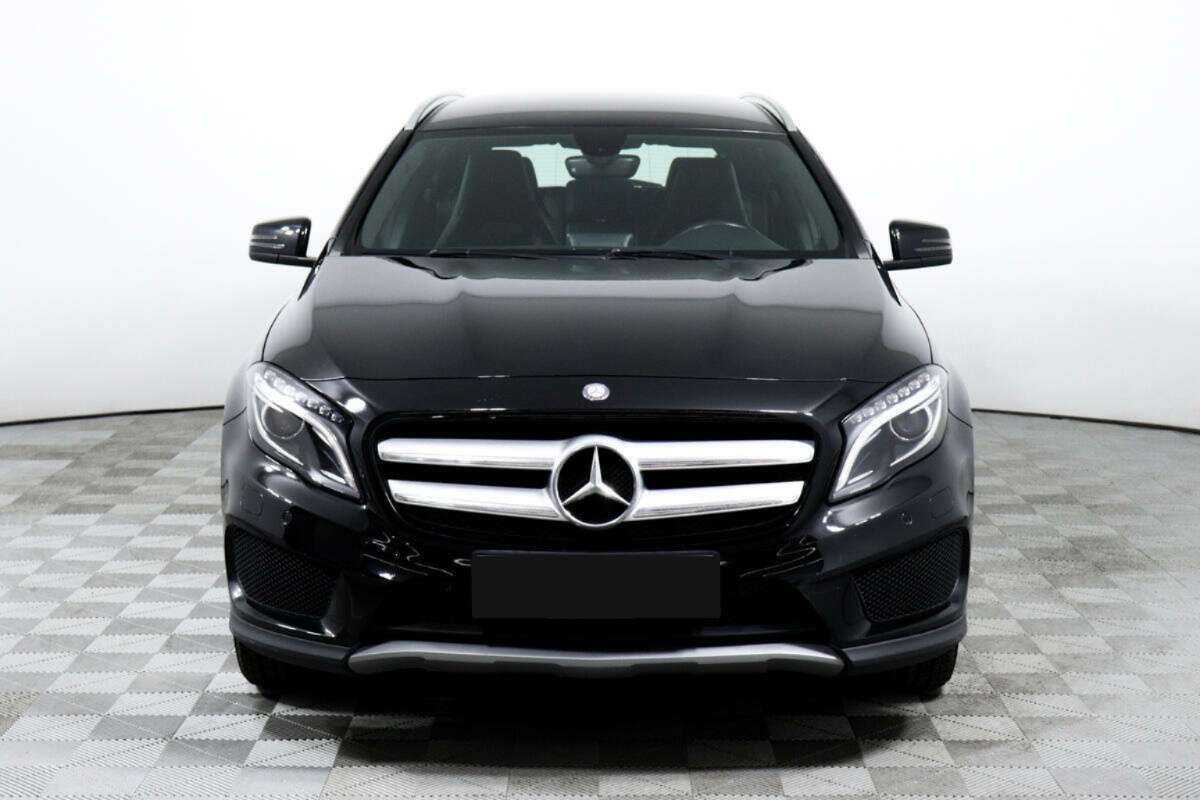 Mercedes-Benz GLA с пробегом — 2015 год. Фото: #1