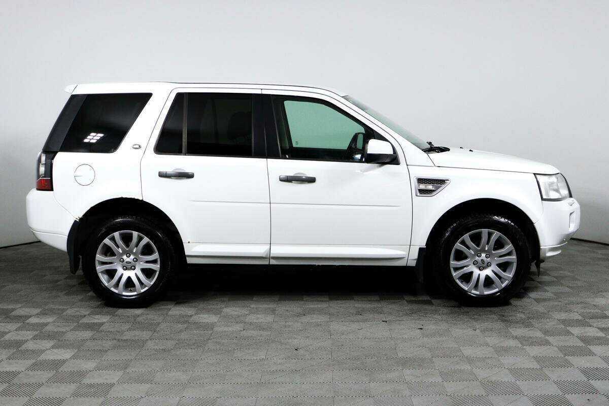 Land Rover Freelander с пробегом — 2010 год. Фото: #3