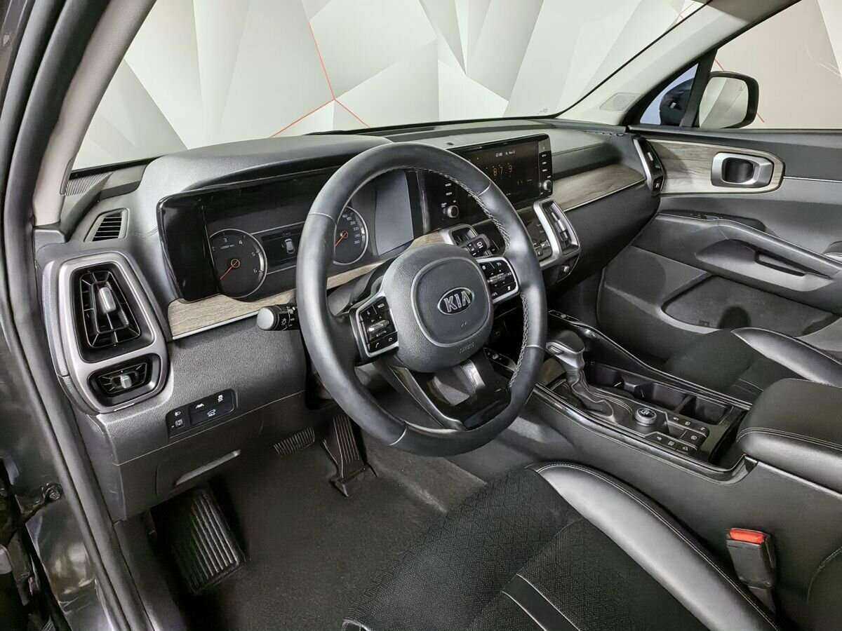 Kia Sorento с пробегом — 2020 год. Фото: #13