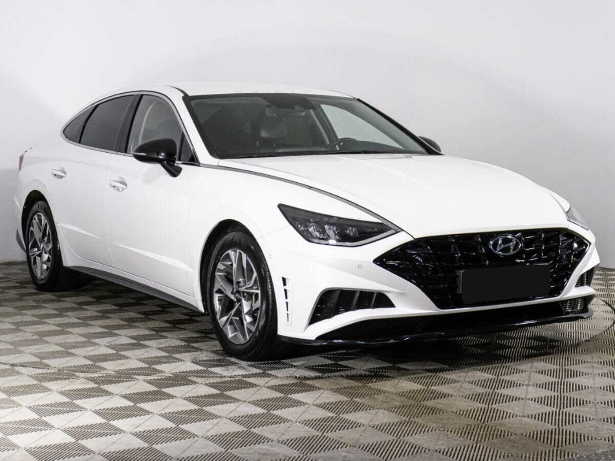 Hyundai Sonata с пробегом — 2021 год. Фото: #2