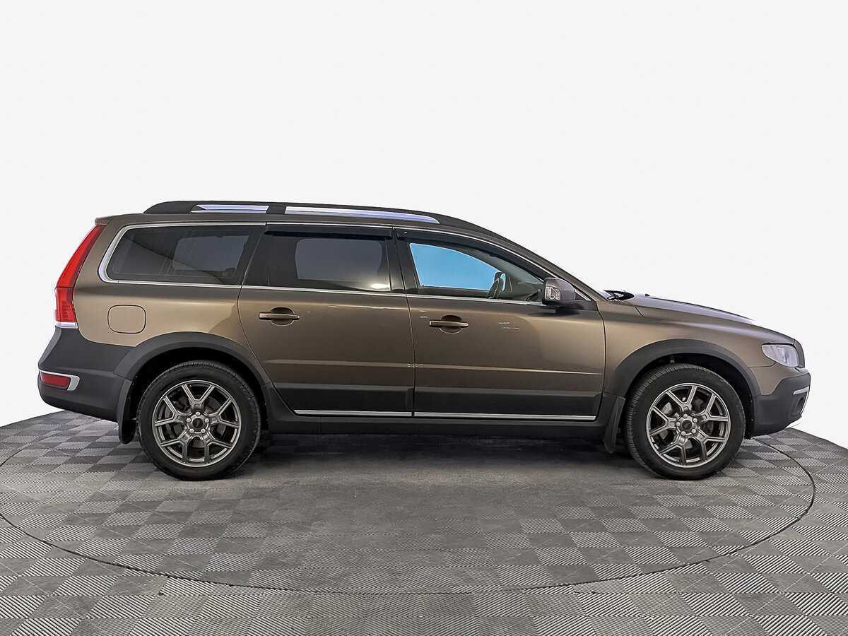 Volvo XC70 с пробегом — 2015 год. Фото: #3