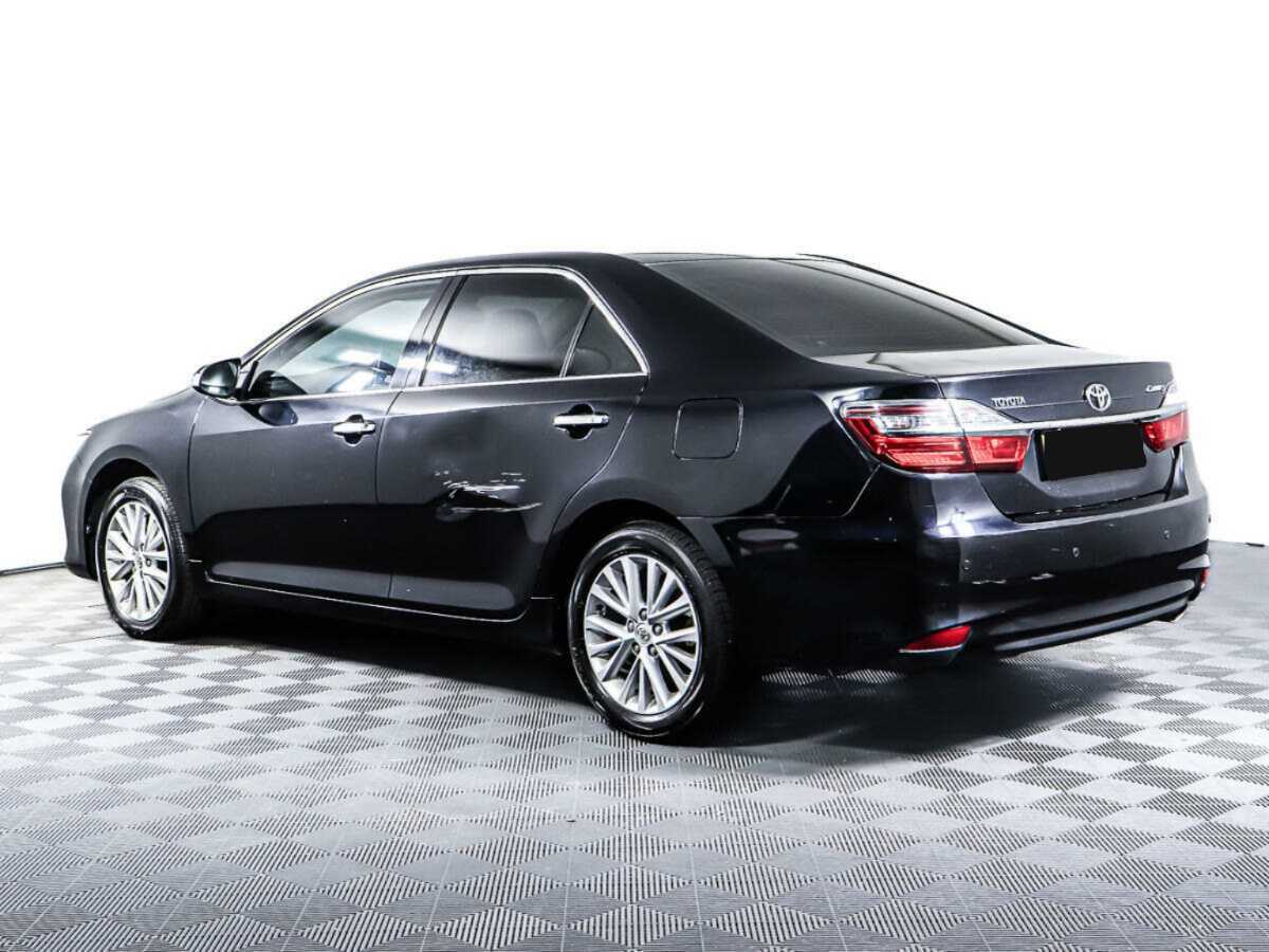 Toyota Camry с пробегом — 2015 год. Фото: #5