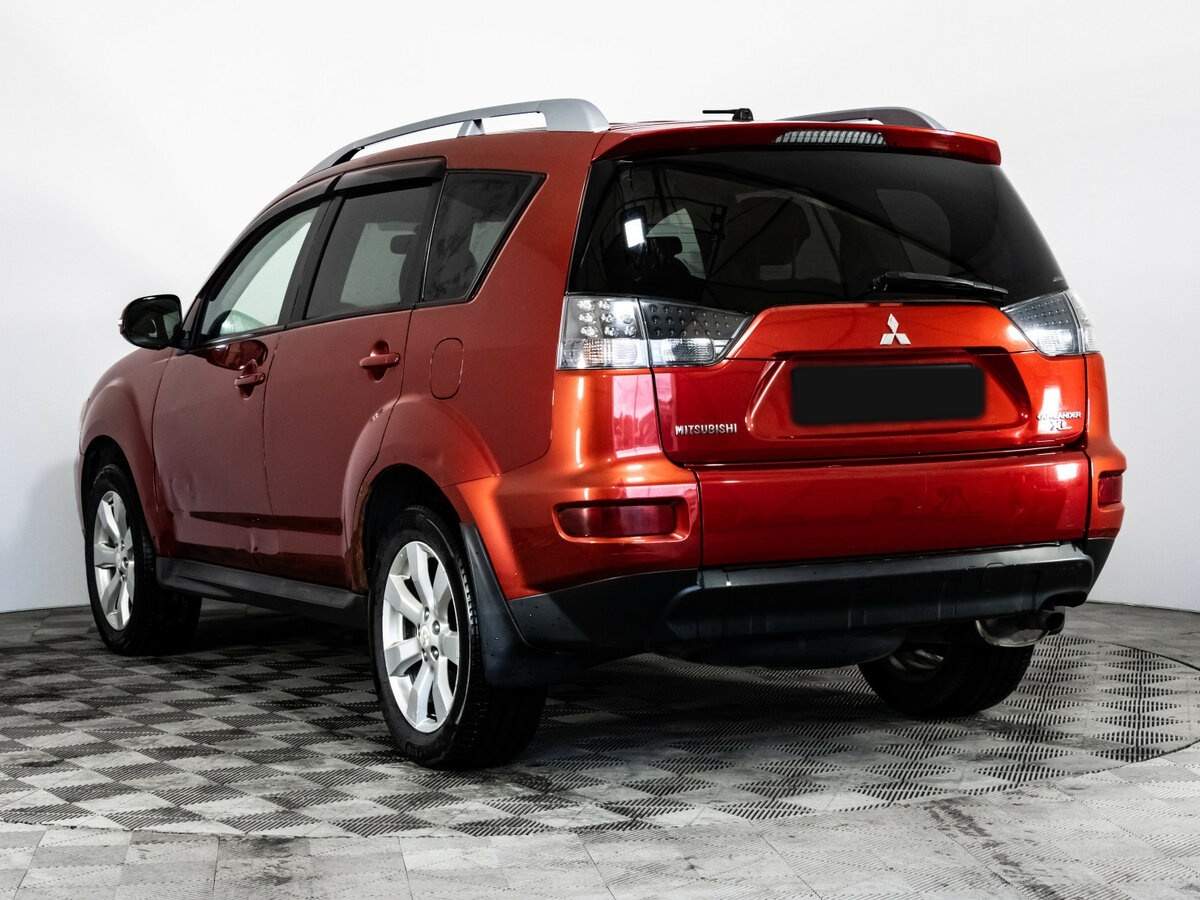 Mitsubishi Outlander с пробегом — 2009 год. Фото: #6