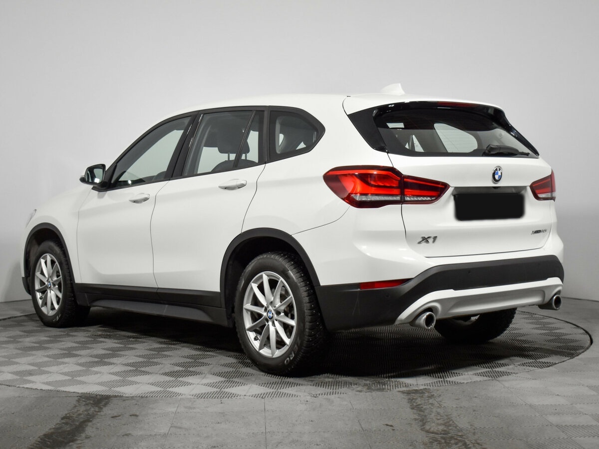 BMW X1 с пробегом — 2021 год. Фото: #5