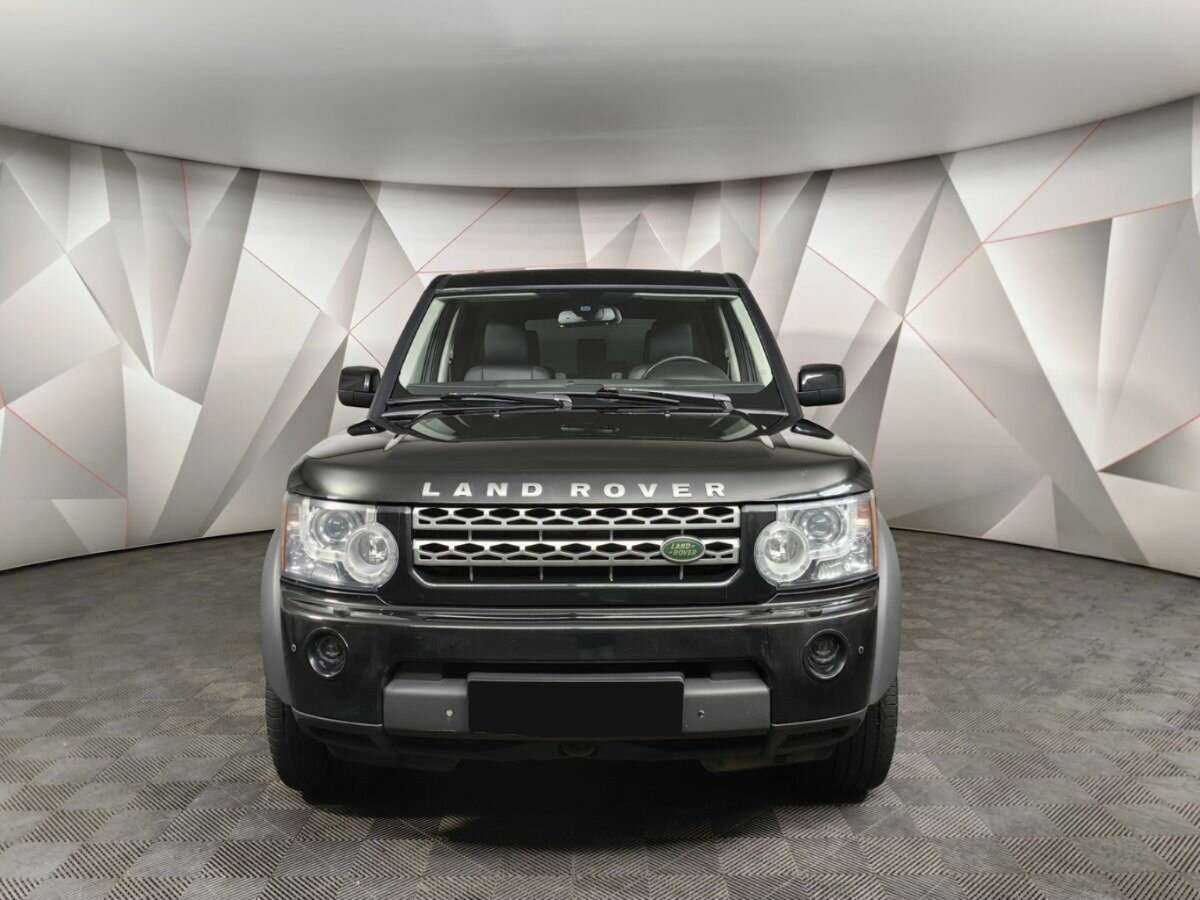 Land Rover Discovery с пробегом — 2010 год. Фото: #6