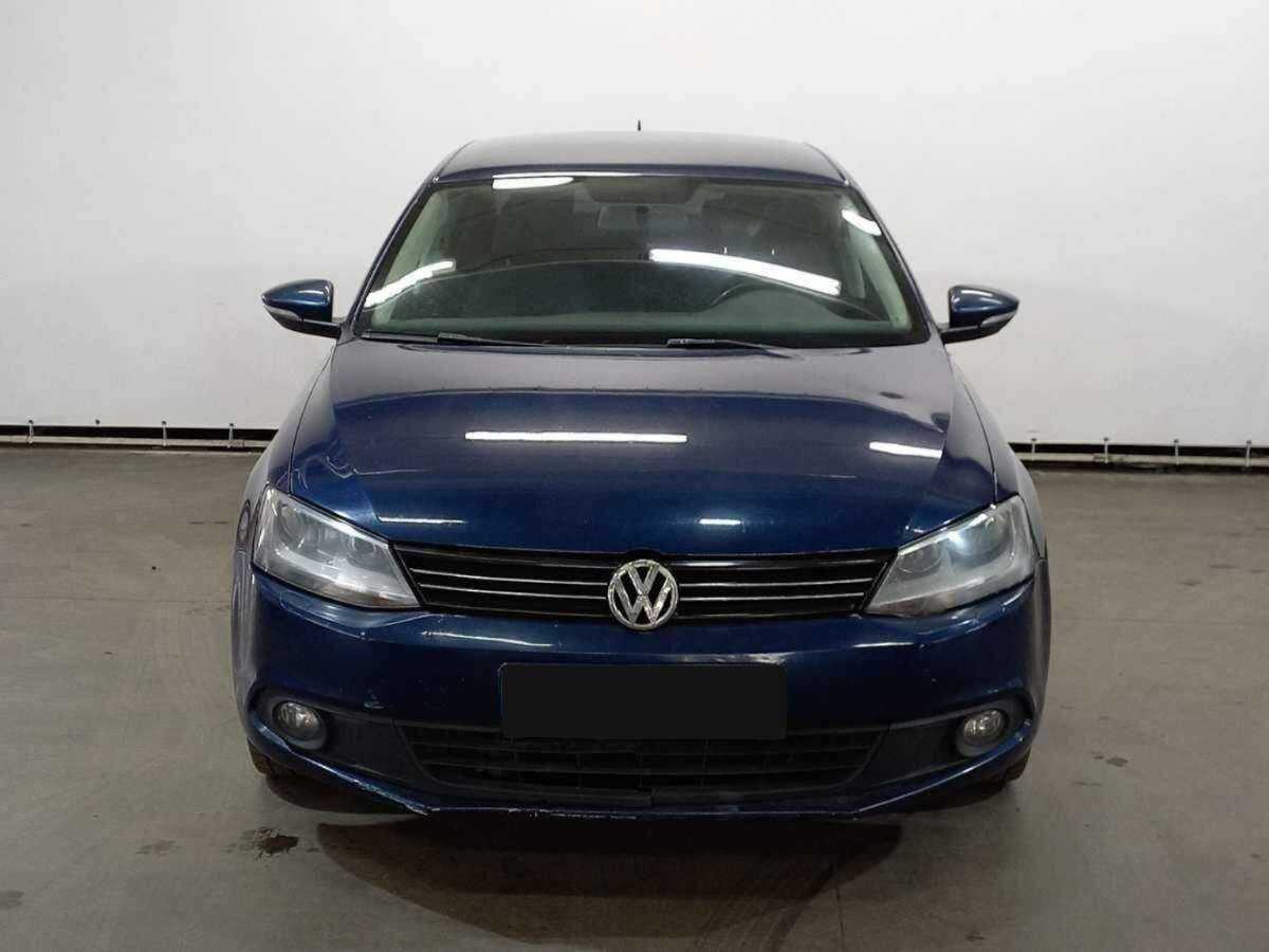 Volkswagen Jetta с пробегом — 2011 год. Фото: #1