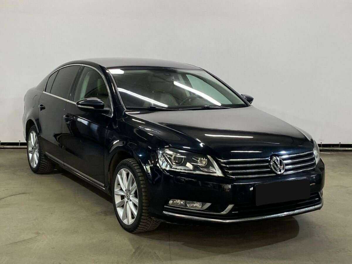 Volkswagen Passat с пробегом — 2012 год. Фото: #2