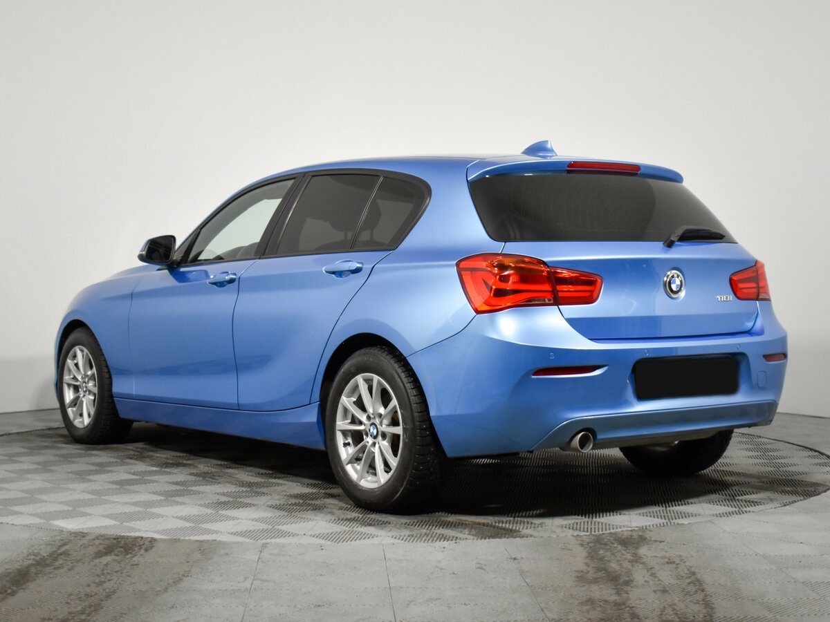 BMW 1 серии с пробегом — 2018 год. Фото: #6