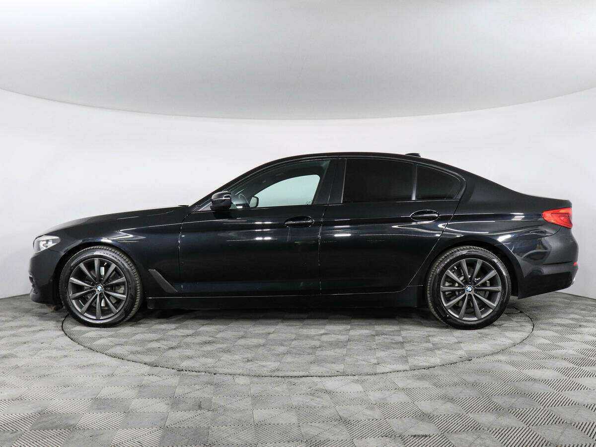 BMW 5 серии с пробегом — 2017 год. Фото: #4