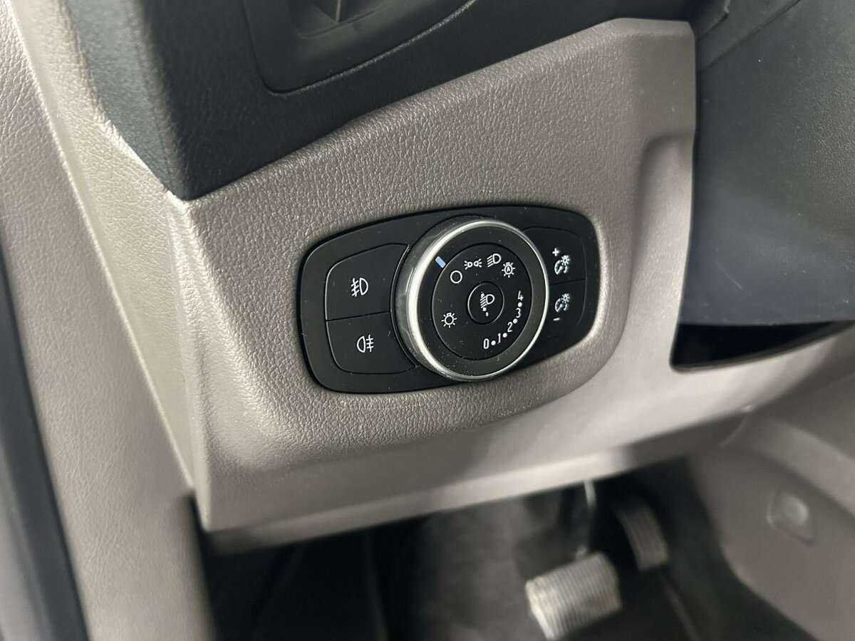 Ford Tourneo Connect с пробегом — 2019 год. Фото: #8