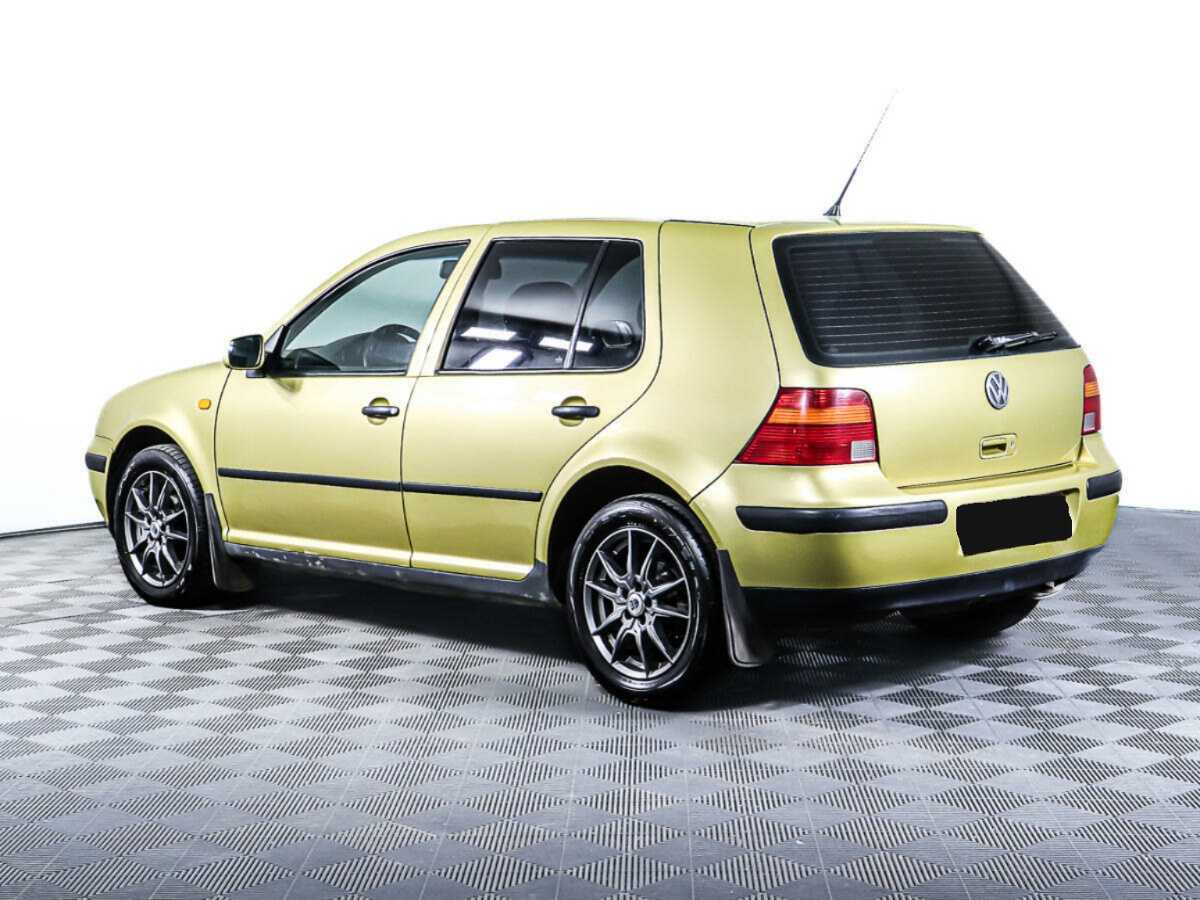 Volkswagen Golf с пробегом — 1999 год. Фото: #6