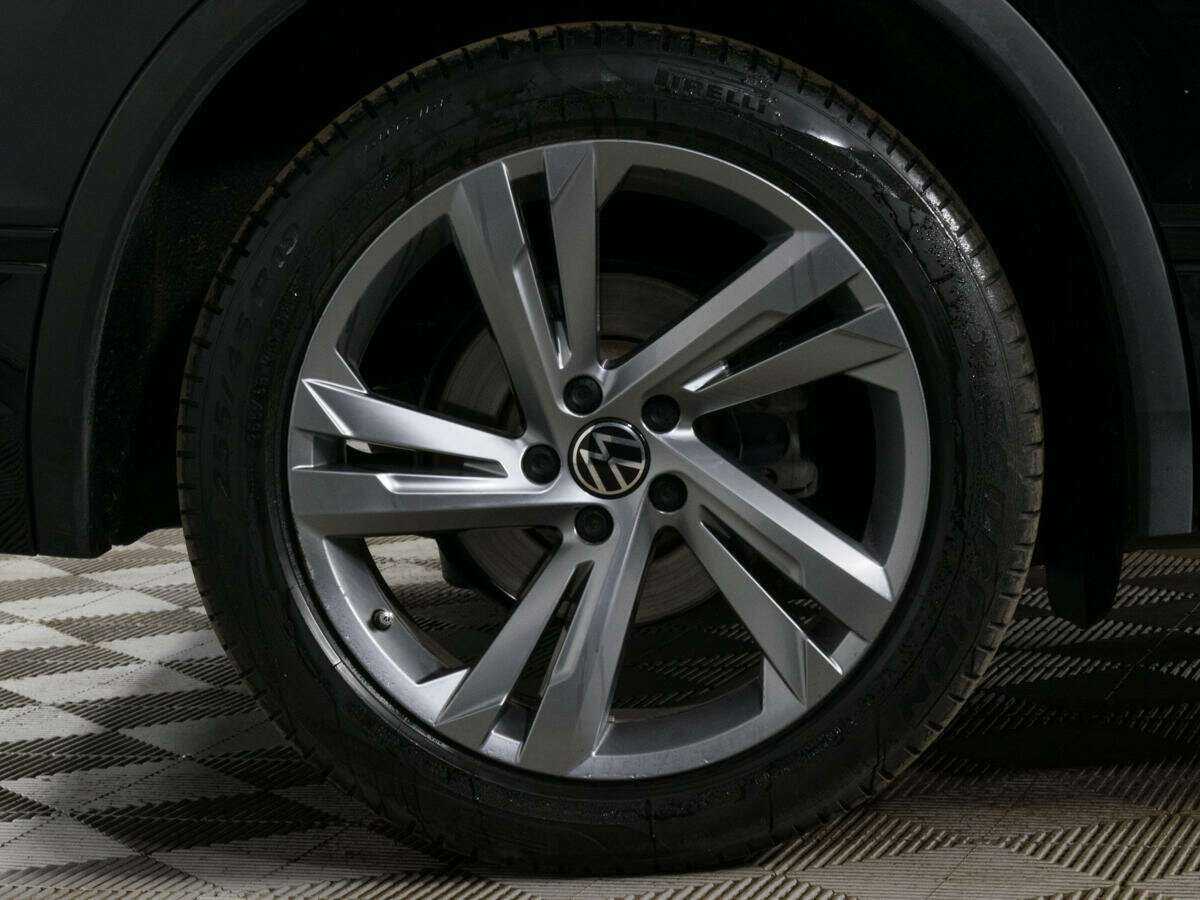 Volkswagen Tiguan с пробегом — 2021 год. Фото: #23
