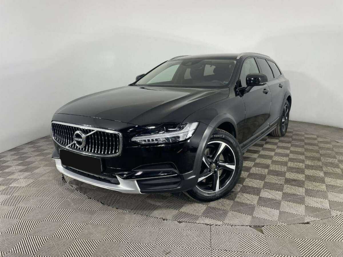 Volvo V90 Cross Country с пробегом — 2018 год. Фото: #0
