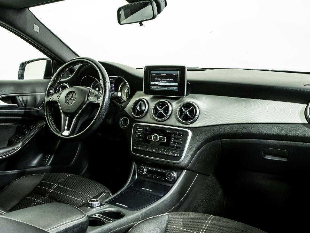 Mercedes-Benz GLA с пробегом — 2015 год. Фото: #8