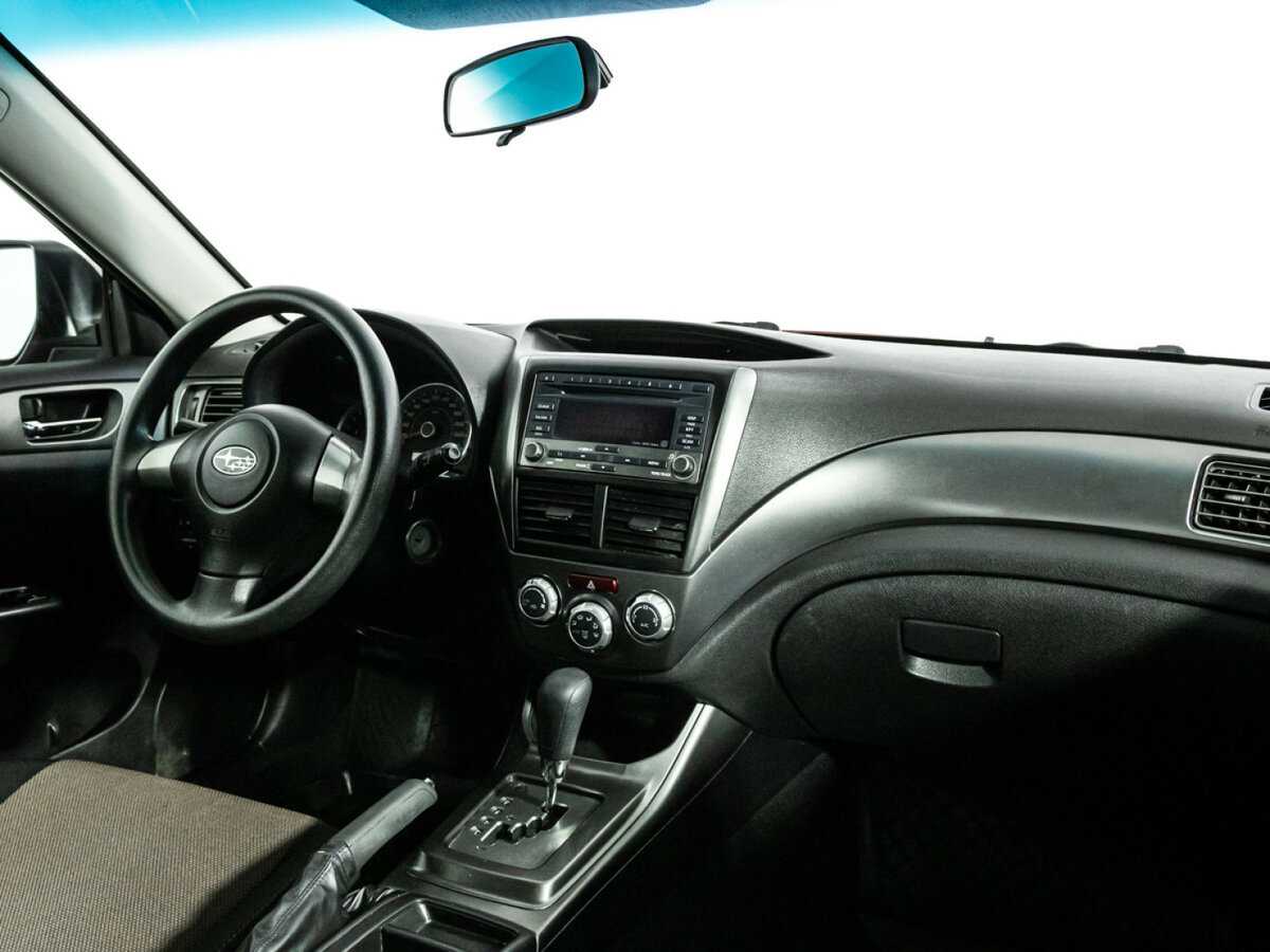 Subaru Impreza с пробегом — 2011 год. Фото: #8