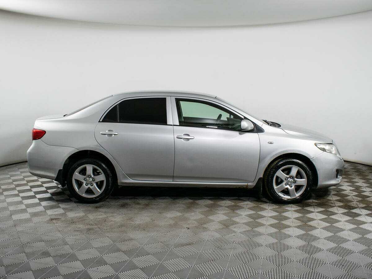 Toyota Corolla с пробегом — 2008 год. Фото: #3