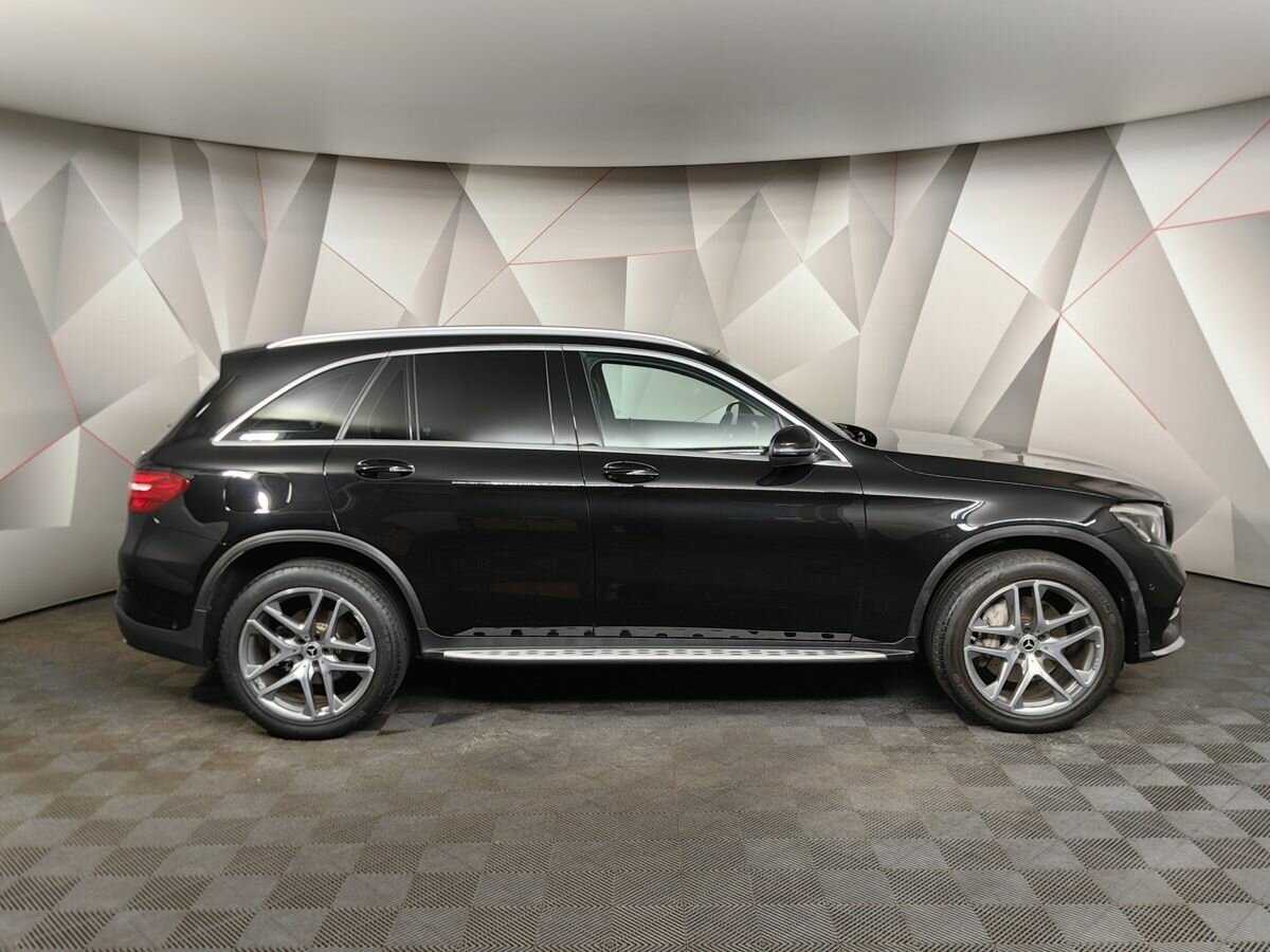 Mercedes-Benz GLC с пробегом — 2017 год. Фото: #5