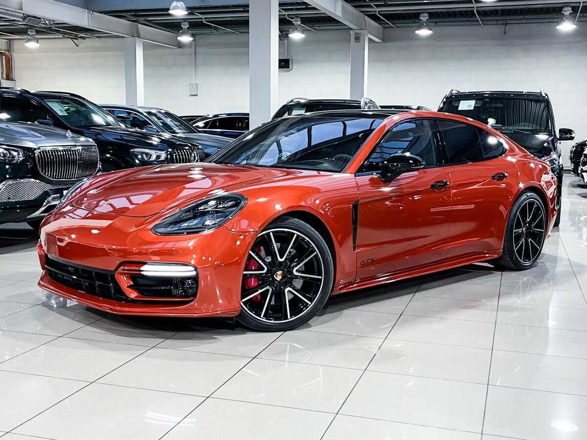 Porsche Panamera с пробегом — 2020 год. Фото: #0