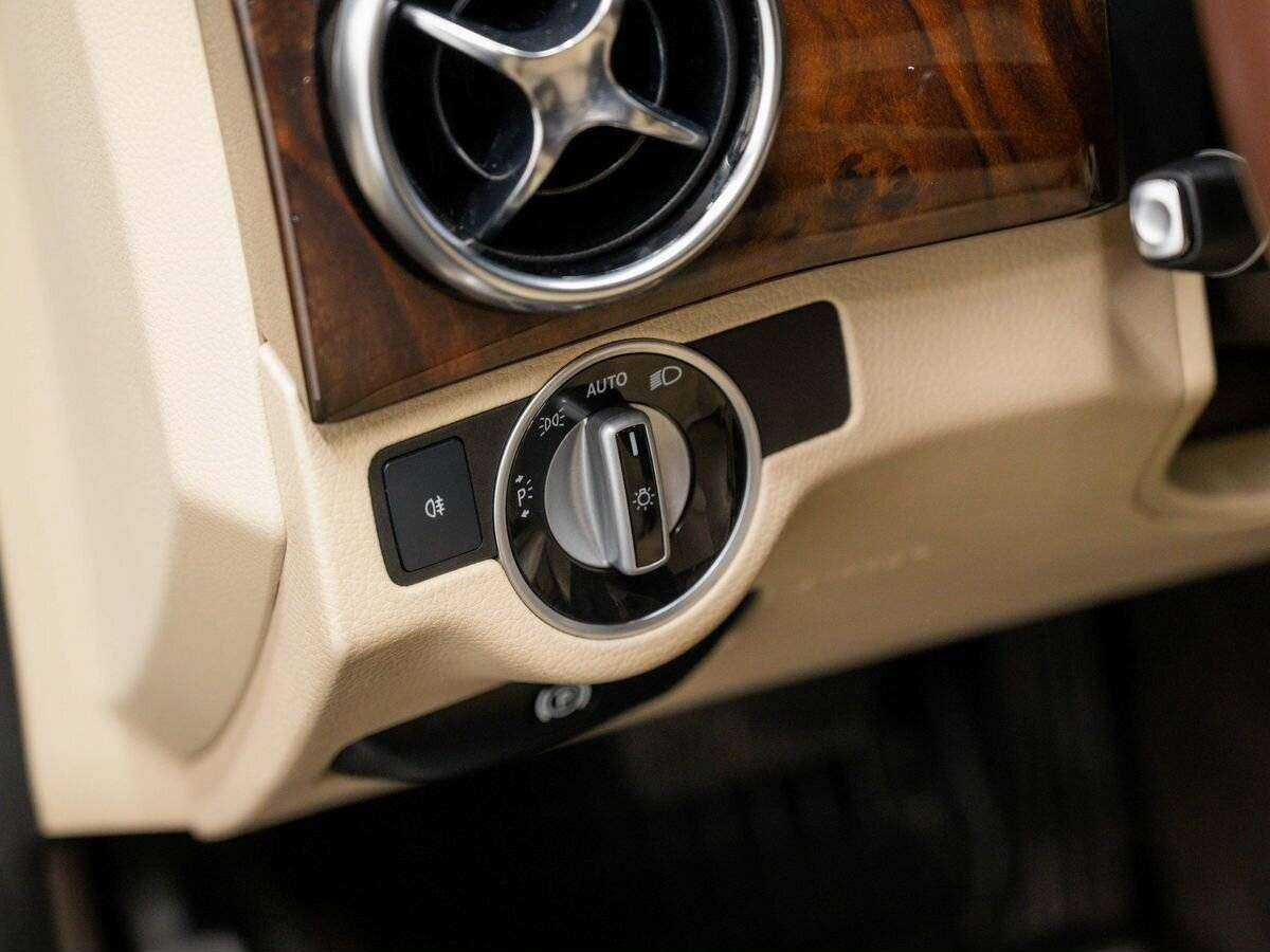 Mercedes-Benz GLK-Класс с пробегом — 2012 год. Фото: #15