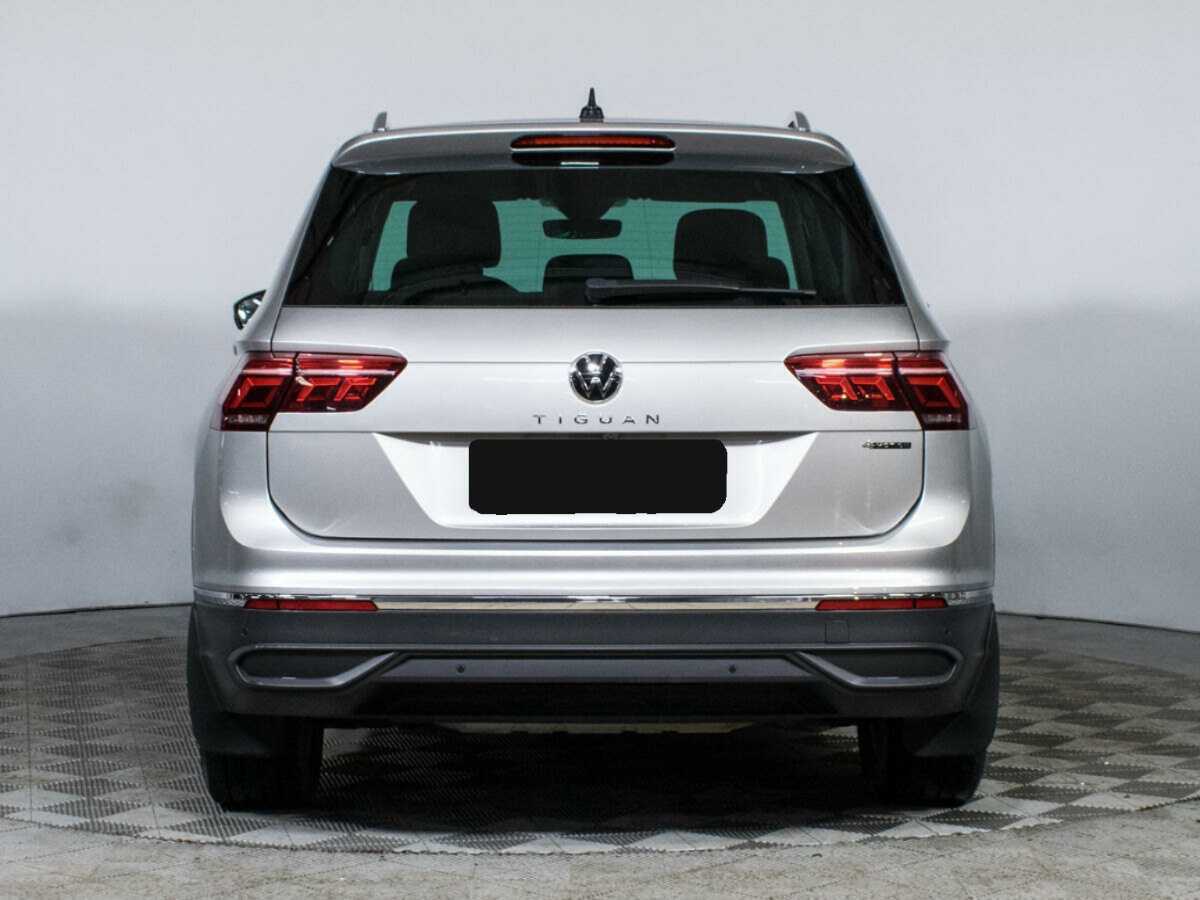 Volkswagen Tiguan с пробегом — 2021 год. Фото: #5
