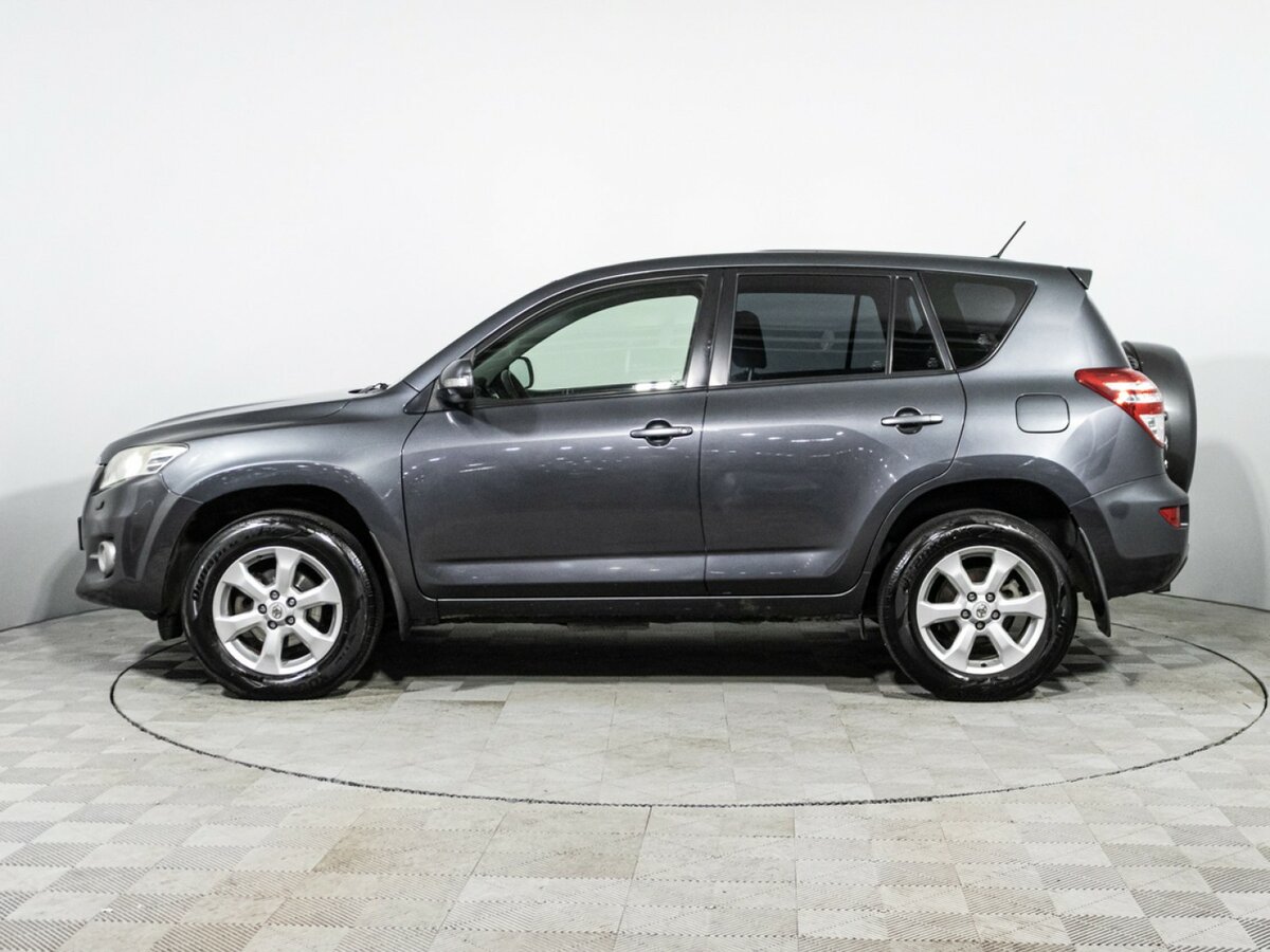 Toyota RAV4 с пробегом — 2010 год. Фото: #7