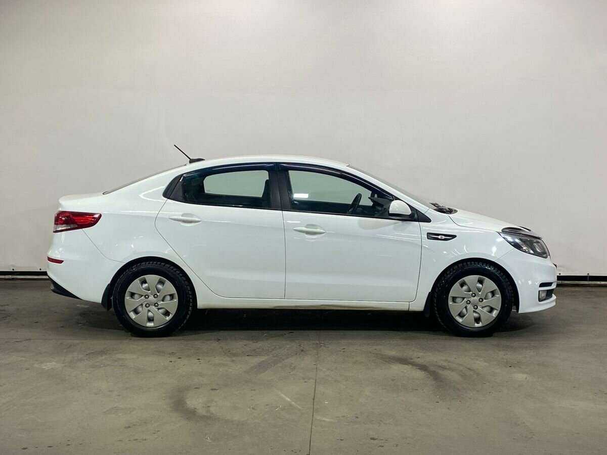 Kia Rio с пробегом — 2017 год. Фото: #3