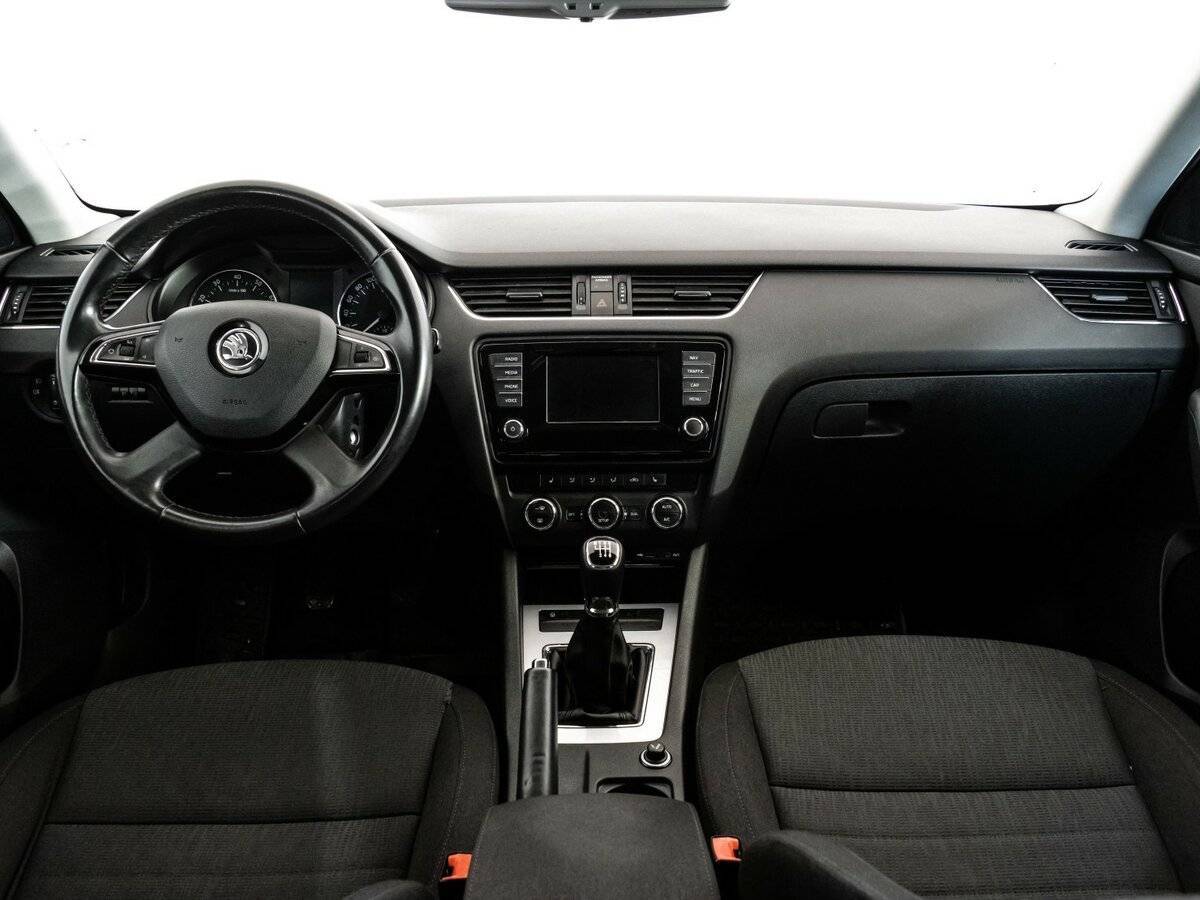 Skoda Octavia с пробегом — 2013 год. Фото: #9