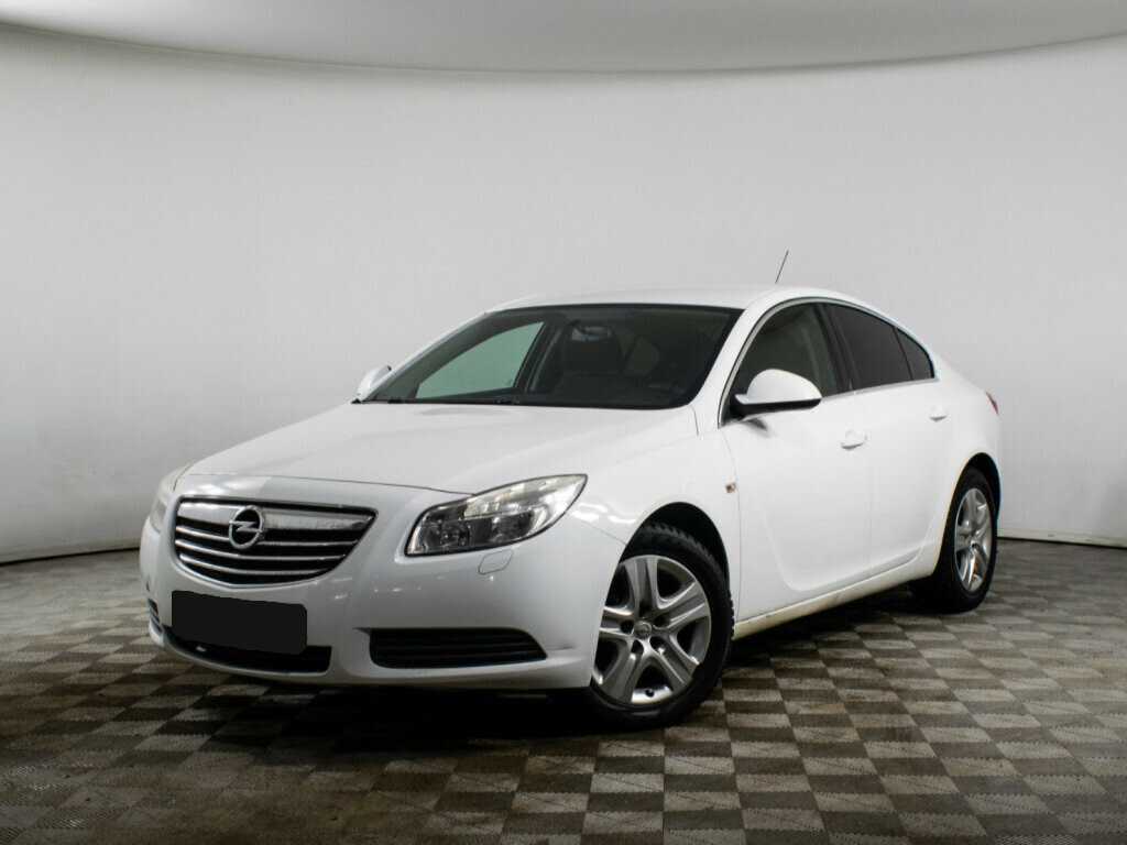 Opel Insignia с пробегом — 2011 год. Фото: #0