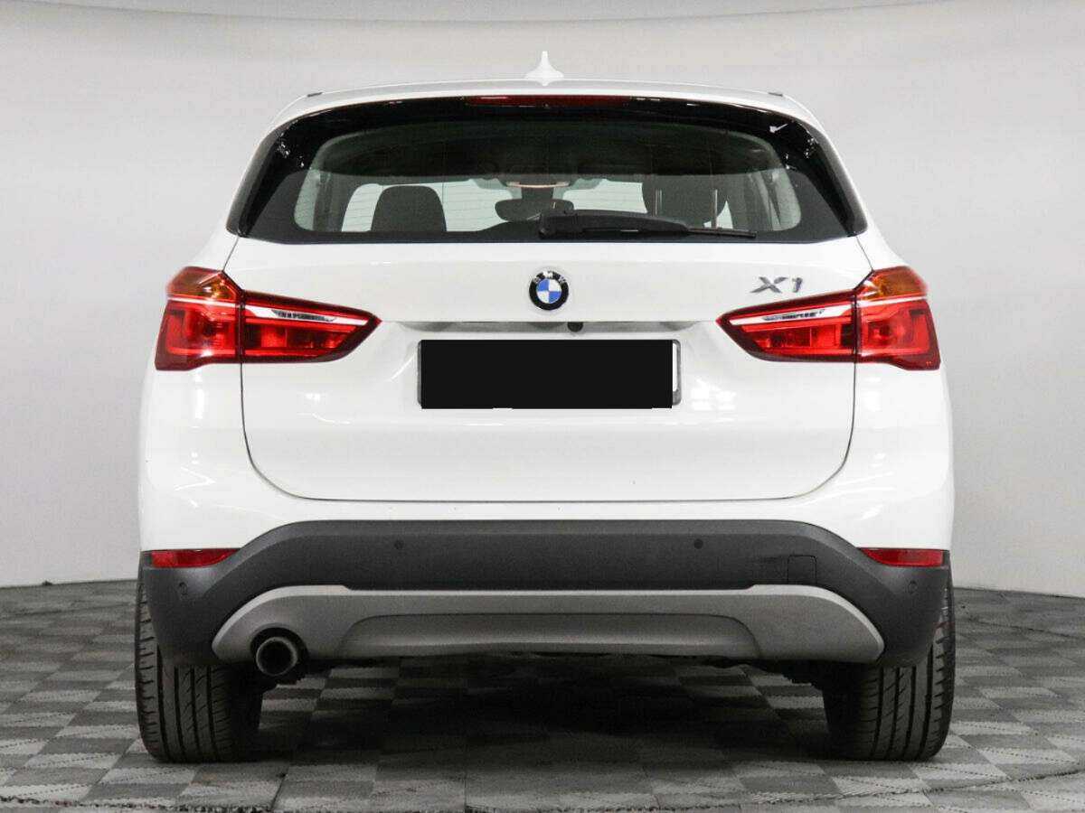 BMW X1 с пробегом — 2017 год. Фото: #3