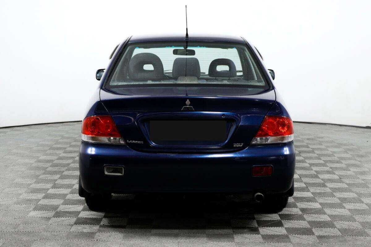 Mitsubishi Lancer с пробегом — 2006 год. Фото: #5