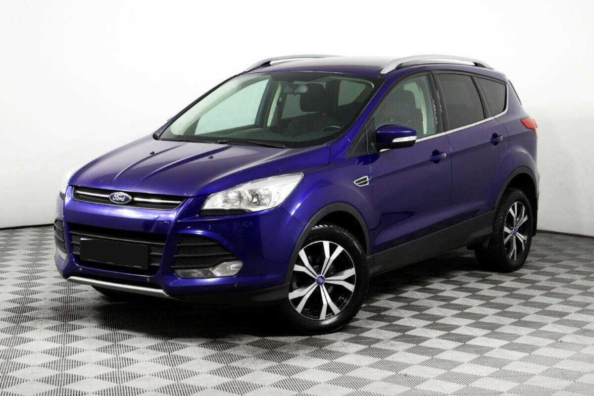Ford Kuga с пробегом — 2015 год. Фото: #0