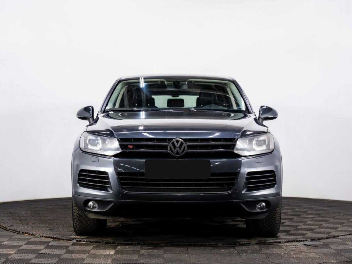 Volkswagen Touareg с пробегом — 2011 год. Фото: #1