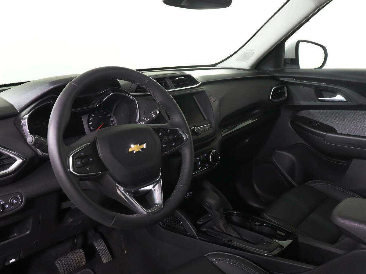 Chevrolet TrailBlazer с пробегом — 2021 год. Фото: #12