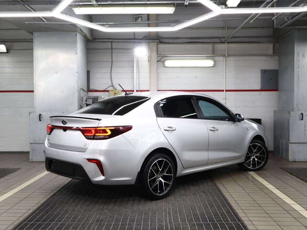 Kia Rio с пробегом — 2019 год. Фото: #1
