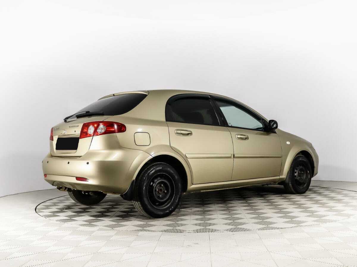 Chevrolet Lacetti с пробегом — 2009 год. Фото: #4