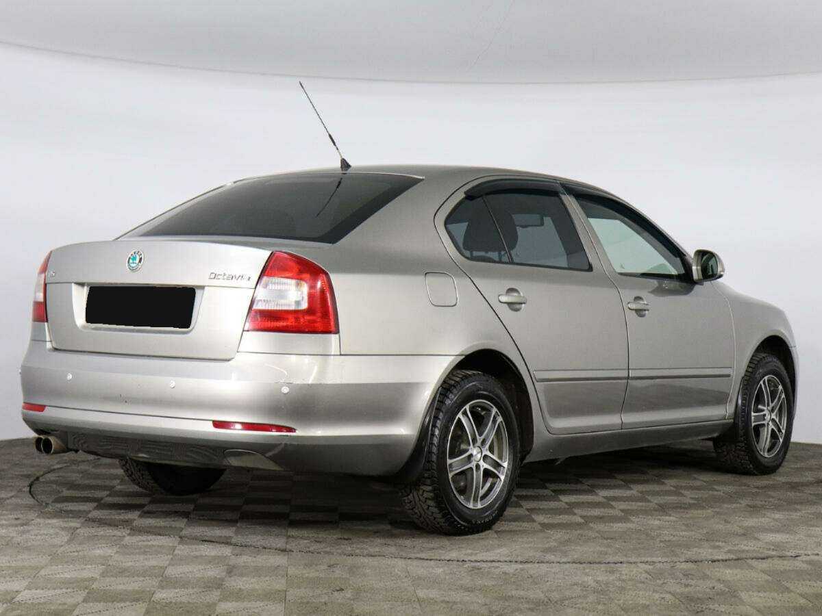 Skoda Octavia с пробегом — 2011 год. Фото: #4