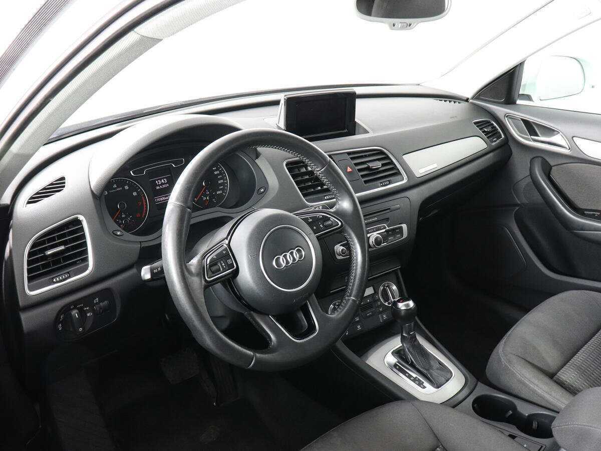 Audi Q3 с пробегом — 2012 год. Фото: #8