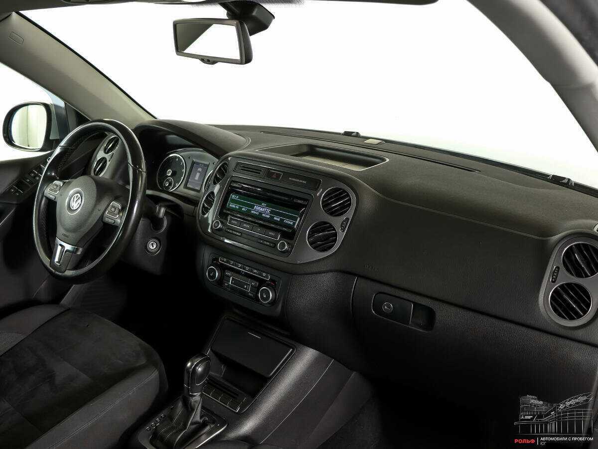 Volkswagen Tiguan с пробегом — 2011 год. Фото: #7