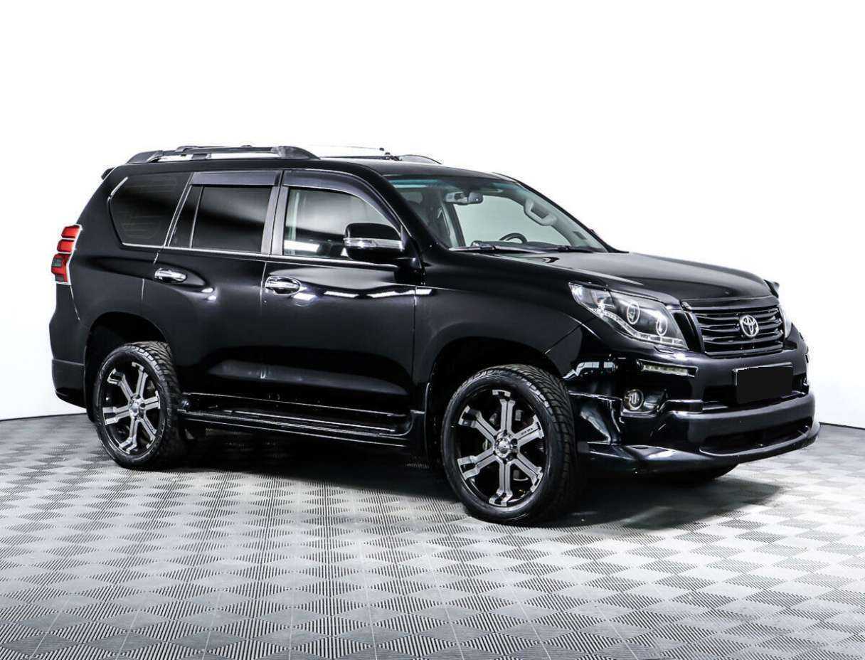 Toyota Land Cruiser Prado с пробегом — 2011 год. Фото: #2