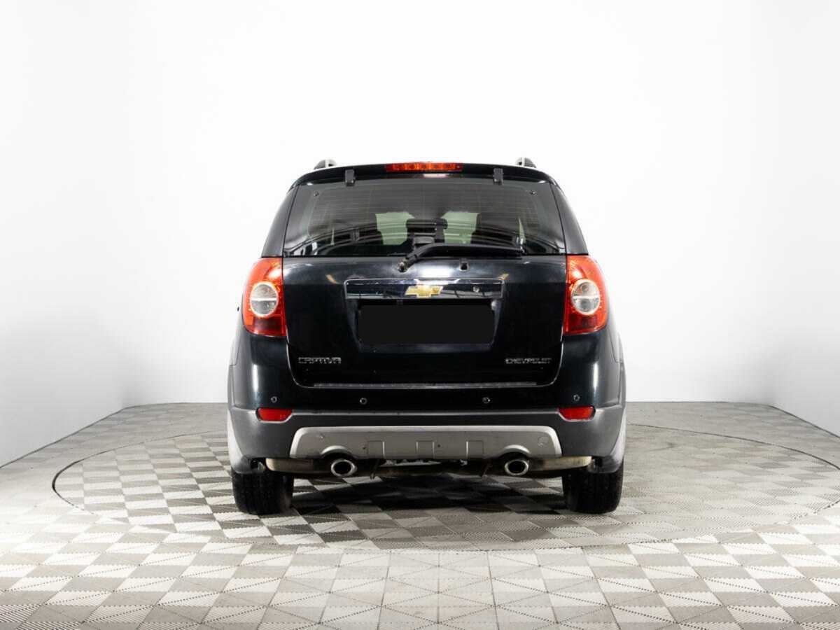 Chevrolet Captiva с пробегом — 2011 год. Фото: #5