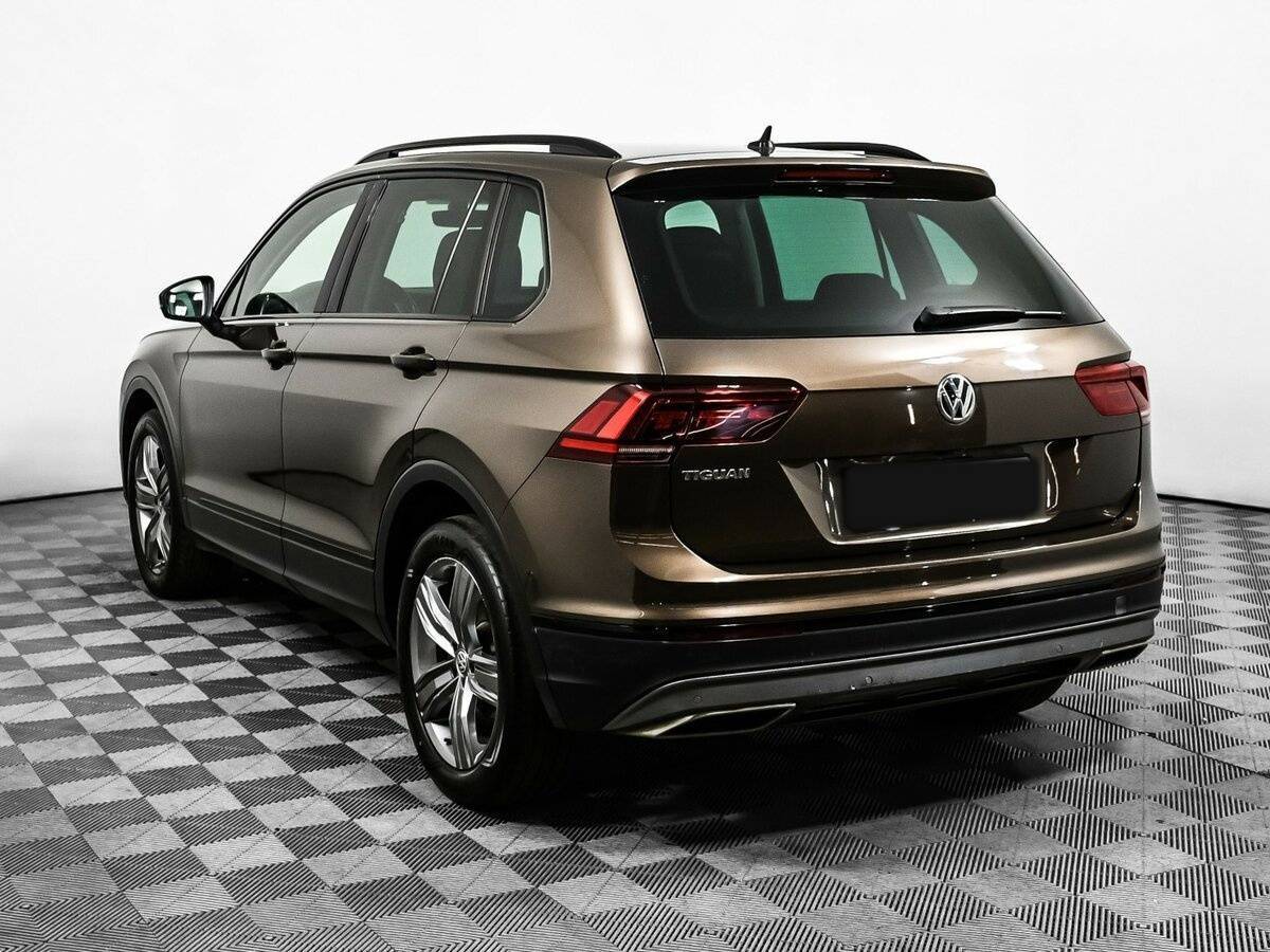 Volkswagen Tiguan с пробегом — 2017 год. Фото: #6