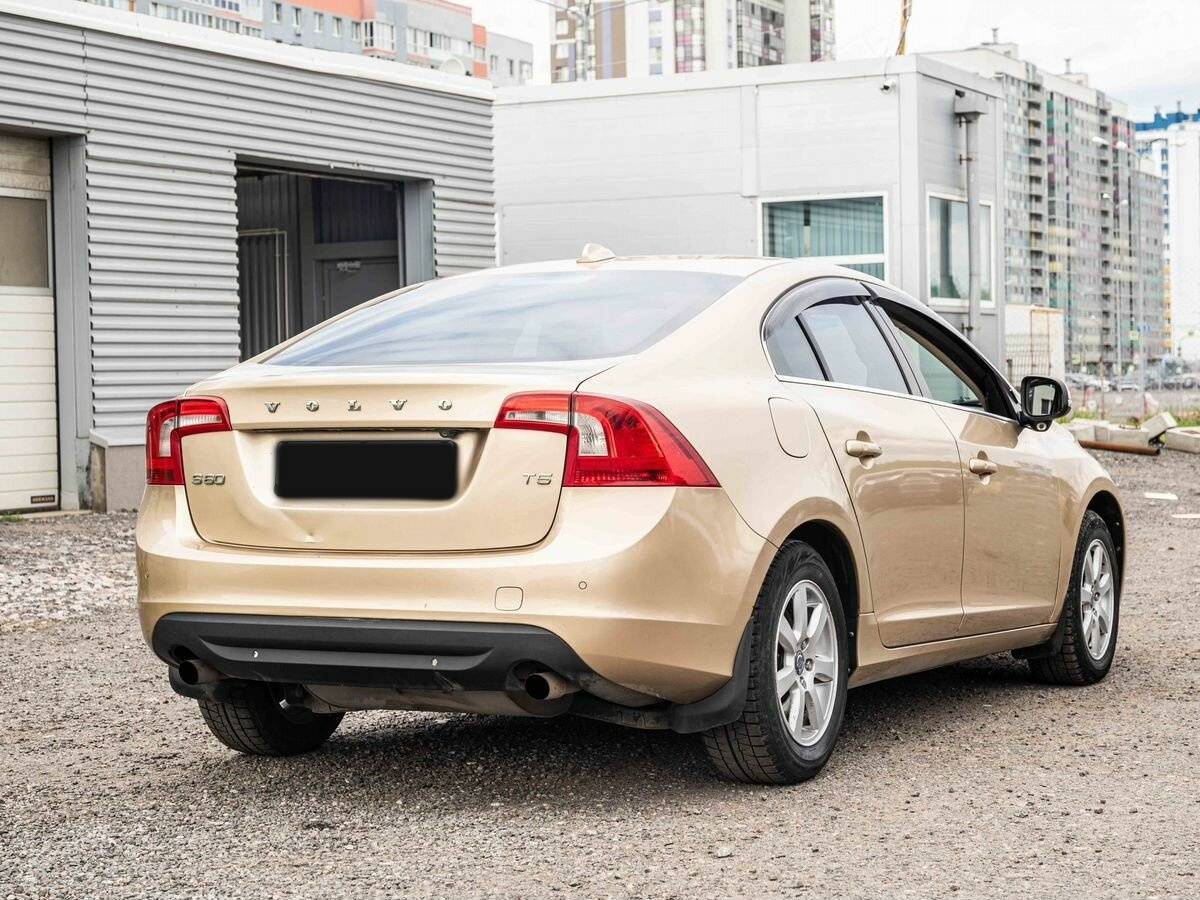 Volvo S60 с пробегом — 2011 год. Фото: #4