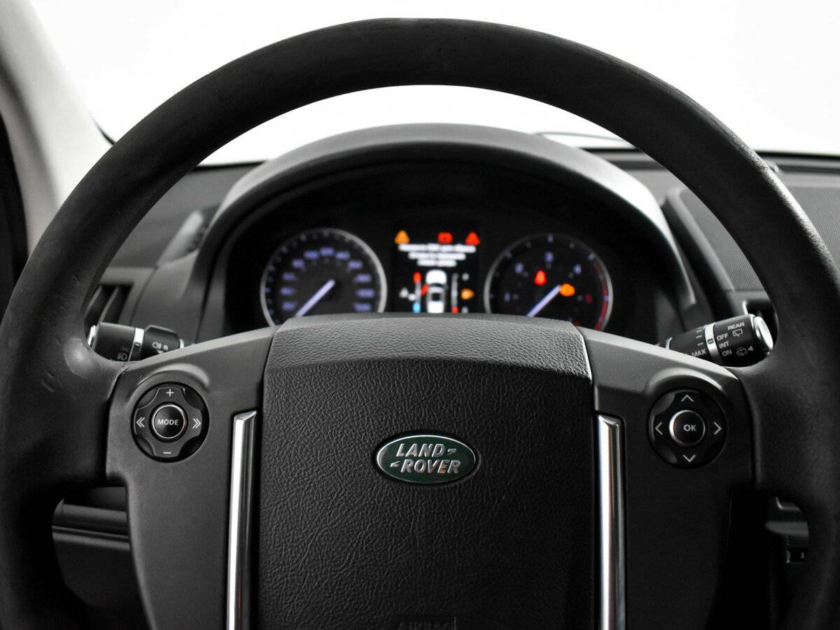 Land Rover Freelander с пробегом — 2013 год. Фото: #14