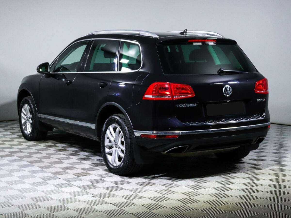 Volkswagen Touareg с пробегом — 2016 год. Фото: #6