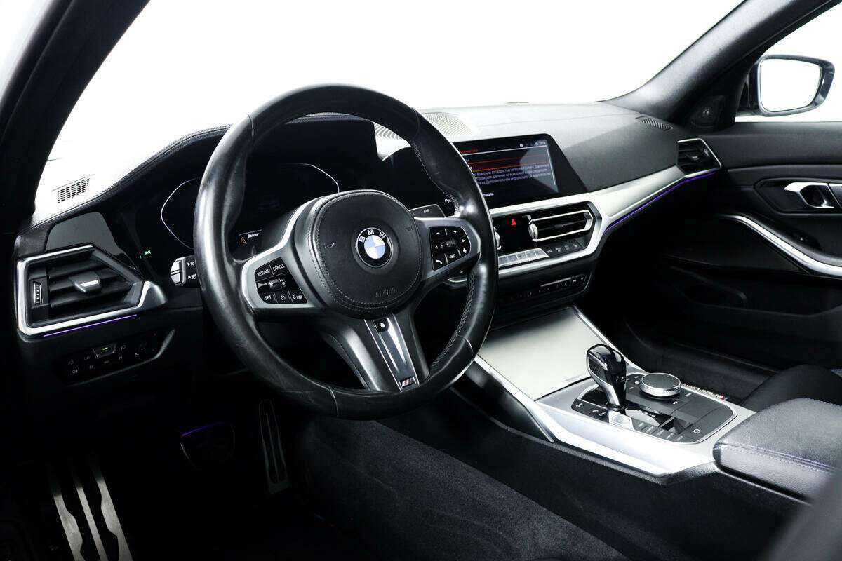 BMW 3 серии с пробегом — 2019 год. Фото: #12