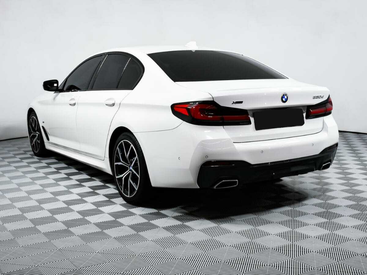 BMW 5 серии с пробегом — 2020 год. Фото: #6
