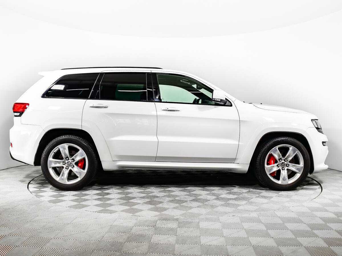 Jeep Grand Cherokee с пробегом — 2016 год. Фото: #3