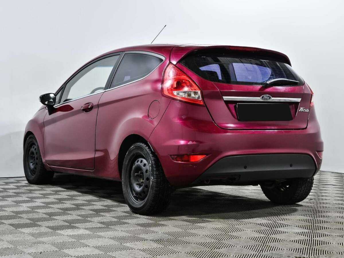 Ford Fiesta с пробегом — 2010 год. Фото: #5