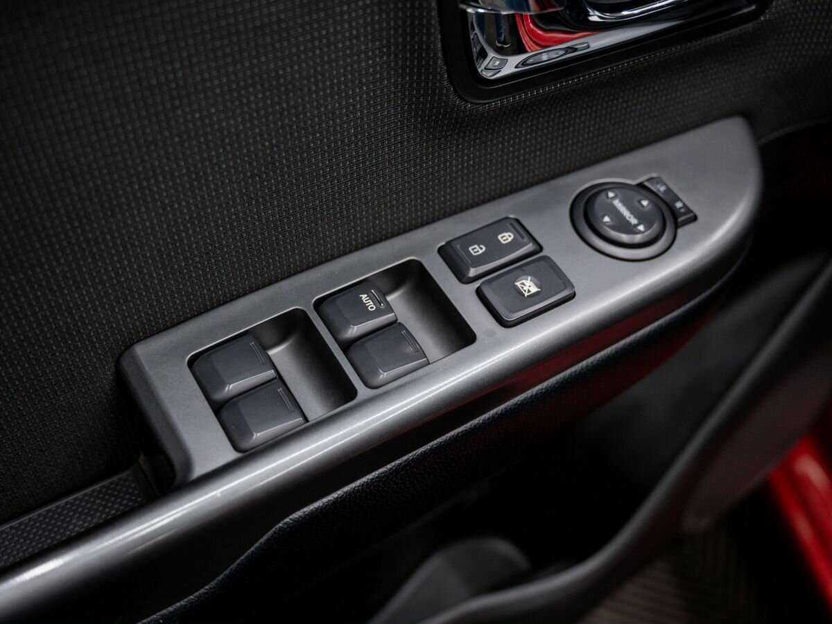 Kia Rio с пробегом — 2013 год. Фото: #12